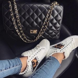 🌹 sale🌹 Quilted Chain Leather Shoulder bag